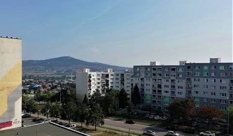 3i slnečný byt s výhľadom na Zobor - Rezervácia