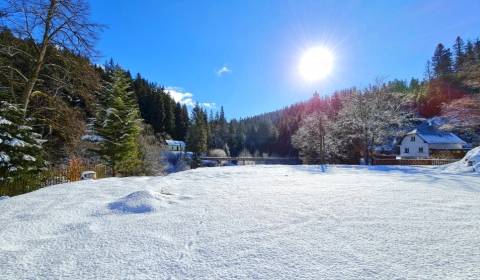 Stavebné pozemky s IS v lesnom prostredí