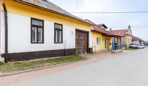 NA PREDAJ 3 IZB. RODINNÝ DOM SO ZÁHRADOU - JASOV - KOŠICE OKOLIE