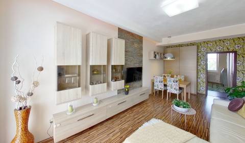 Priestranný 2 izbový byt s balkónom v TOP LOKALITE, Ružinov - Štrkovec