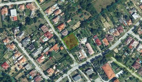 Predaj stavebného pozemku 1021 m2 Kolíňany  -  Nitra 
