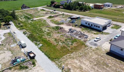 Stavebný pozemok s projektom RD, Košice, Beniakovce