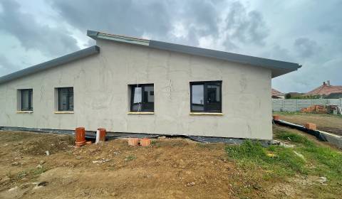 4 izbový rodinný dom na predaj v obci Boleráz (Novostavba), Nová štvrť