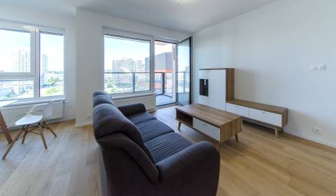 Štýlový 2i byt 61 m2, balkón, parkovanie, klimatizácia, KLINGERKA