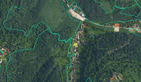 STAVEBNÝ POZEMOK NA DOM S 3 BYTOVÝMI JEDNOTKAMI, OŠČADNICA - LALIKY