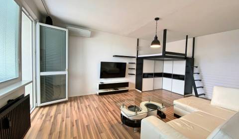REZERVOVANÝ Pekný zrekonštruovaný 1 izbový byt vo Vrakuni