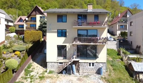 Štvorposchodový investičný RD po čiastočnej rekonštrukcii- Orlové