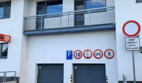 Prenájom parkovacie miesto v garáži Ružinovská ul. Ružinov