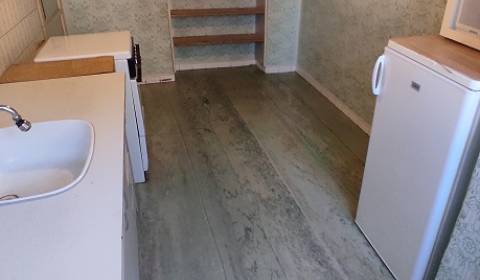Znížená cena !!! Dvojizbový tehlový byt Staré sídlisko Prievidza