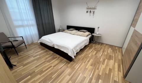 PRENÁJOM 3 izbového bytu neďaleko Amfiku