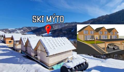 Tri chalety v lyžiarskom stredisku Nízke Tatry