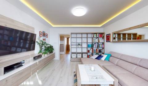 Sídlisko Ťahanovce, pekný 3 izbový byt,  ul. Aténska, 77 m², loggia