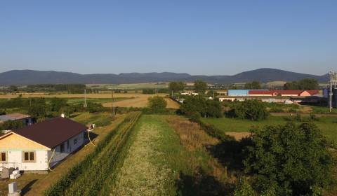 PREDAJ: Stavebný pozemok v obci Gyňov, Košice - okolie