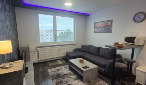 PRENÁJOM 2 i, kompletne zariadený byt 39 m2, rybníky Rohožník, Záhorie