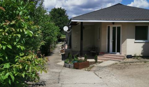 Ubytovacie zariadenie s domom pre MAJITEĽA v Podhájskej