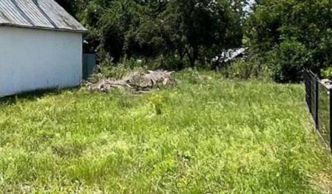 Šikovný pozemok pod Lesom v obci Staré