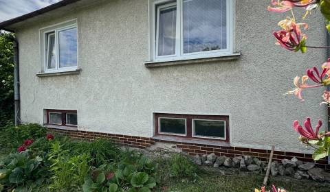 Na predaj rodinný dom Hrušov
