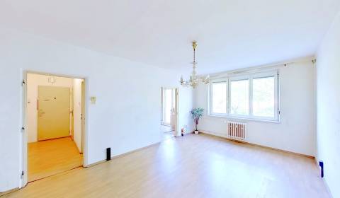 PREDANÉ: 2 izbový byt s balkónom+loggia, 52 m2, BA-Nové Mesto