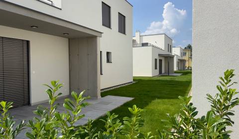 Babony TRE | Predaj 3- izbový byt  72 m2+ terasa a záhradka 103 m2 