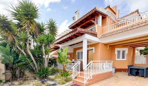 TOP PONUKA pôsobivý dom v Španielsku s kompletným zázemím blízko pláží