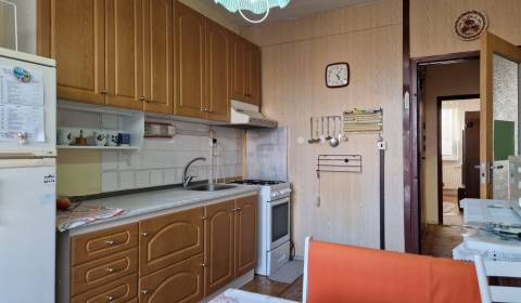 AstonReal: PREDANÉ - 3 izbový byt 68 m2, loggia Spišská Nová Ves