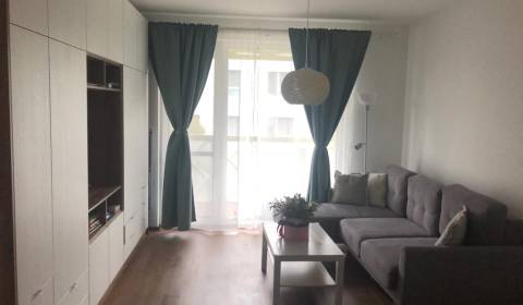 Príjemný 2i byt 50 m2, s balkónom a parkovaním, KOLÍSKY