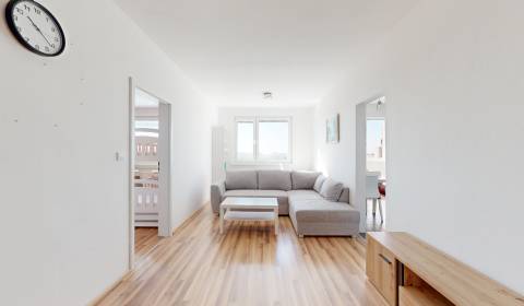 Svetlý a príjemný 3-izbový byt vo vyhľadánavej časti Petržalky