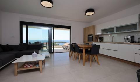 Primošten - apartmán s panoramatickým výhľadom na more
