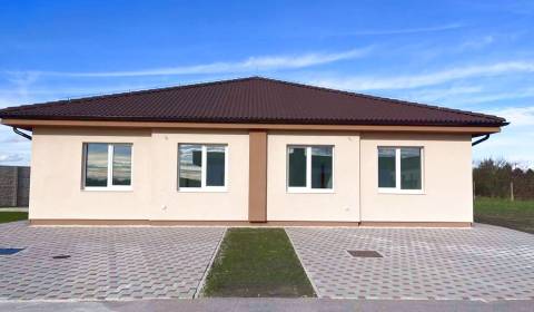 Kvalitný 4-izbový bungalov, 95 m2, Šamorín 7 km