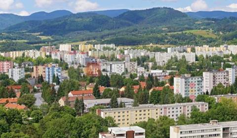 Hľadám 2 izbový byt s balkónom v Banskej Bystrici - FONČORDA