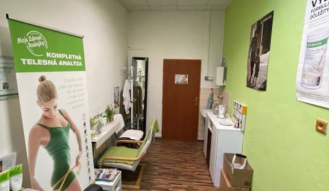 Menšia miestnosť s umývadlom - 11 m2 v centre Košíc