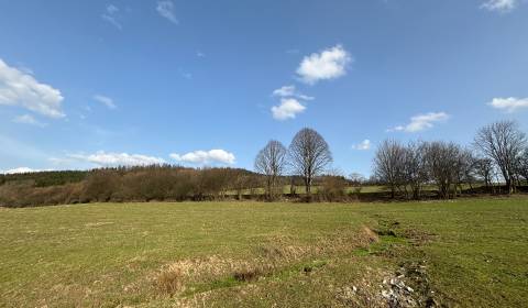 Jedinečná ponuka predaja pozemku na výstavbu v Povine