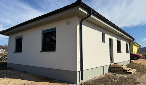 OPONICE-4i. novostavba RD na klúč+kuchynská linka v cene
