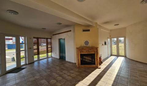 Obchodný priestor na predaj v meste Galanta