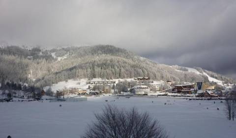 PREDAJ: Rozostavaný apartmánový dom