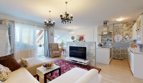 Veľkometrážny romantický 3,5 izbový byt s 2x terasou+zimná záhrada PK