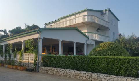 PREDAJ - Apartmánový dom s reštauráciou - VRSI, Zadar