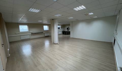 Prenájom kancelárie - obchod. priestoru 200m2 v NZ