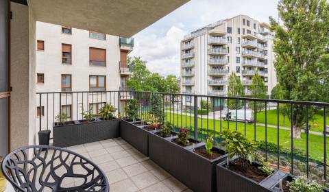 PREDANÉ Slnečný 4i byt, 112,8 m2, 2x kúpeľňa, parking, BORIA