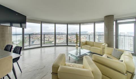 Výnimočný, luxusný 3i byt 93m2 s neskutočným výhľadom, EUROVEA TOWER