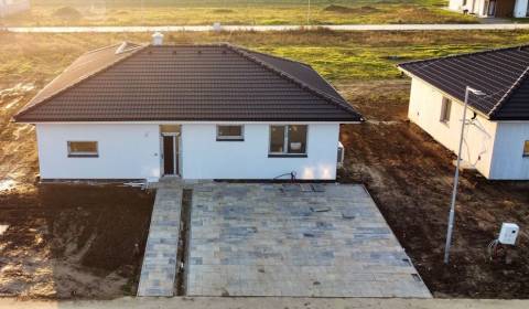 HĽADÁM: NOVOSTAVBU RD / BUNGALOV do 220.000 €, Piešťany a okolie