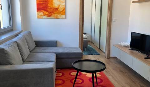 PRENÁJOM:  novostavba 2 izb. byt v časti Úsvit, Fončorda - B. Bystrica