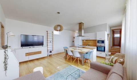  PREDAJ, kompletne rekonštruovaný 3 izb. byt - Vodárenská ulica 