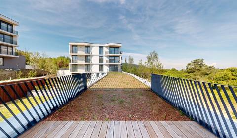 SKOLAUDOVANÉ | 4i byt v nadštandardnom projekte v Dúbravke