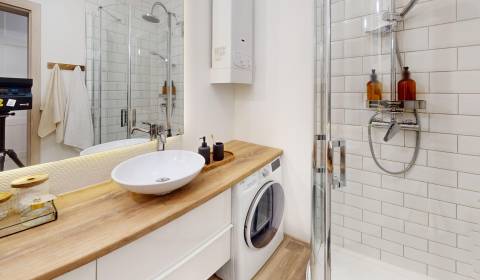 RADO I Prenájom - Štýlovo zariadený dvojizbový byt Dlhé hony Trenčín! 