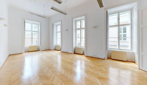 Prenájom kancelárií v centre, Laurínska ul, 155 m2 