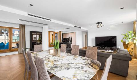 4i penthouse s krásnym výhľadom na Staré Mesto Bratislava