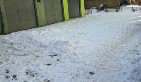 PREDANÉ: GARÁŽ s pozemkom a elektrinou, ulica Bulharská, Košice-JUH