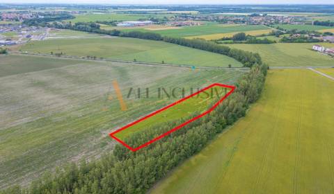 NA PREDAJ SLNEČNÝ POZEMOK V DUNAJSKEJ STREDE