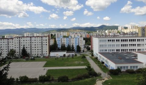 Hľadáme pre klienta 2 izb. byt na ul. Tatranská, Sásová - B.B